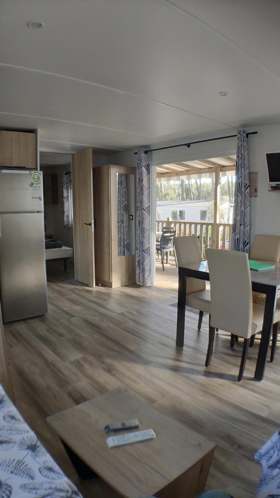 Mobil Home Tout Confort - Cote Landaise Saint-Julien-en-Born Esterno foto